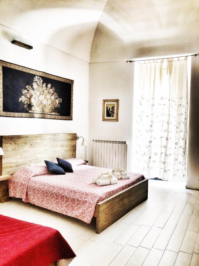 Bed and Breakfast Palazzo Salia Лечче Экстерьер фото